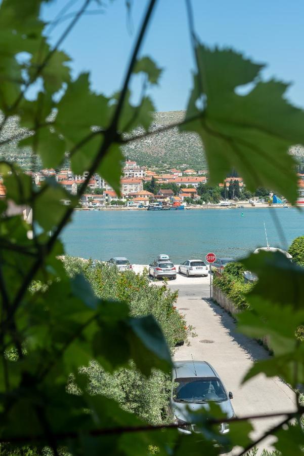 Studio Apartman Duje Trogir Exterior photo